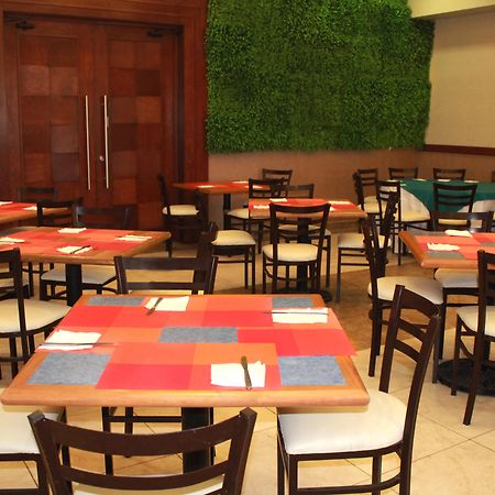 Hotel Colonial แอร์มอซิโญ ภายนอก รูปภาพ